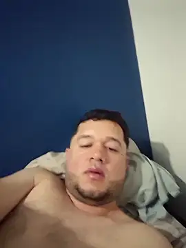 Snapshot of DiegoDuke chatting on February 6, 3:55 am DiegoDuke online show from February 6, 3:55 am