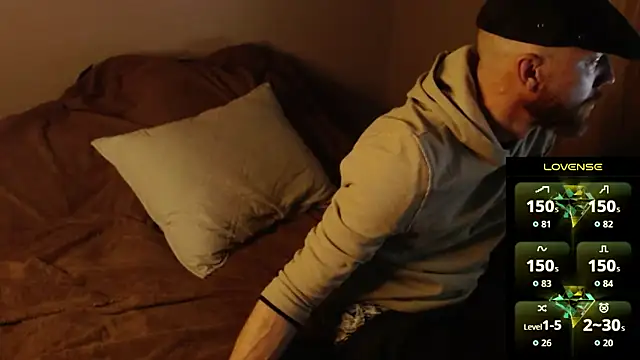 MaxRouger online show from February 16, 11:17 am