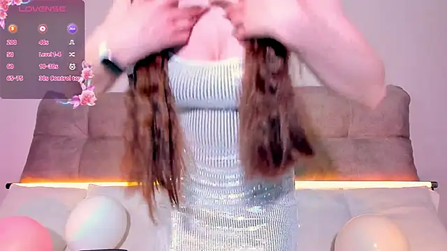 Snapshot of AriellaTesk chatting on September 23, 2:25 am AriellaTesk online show from September 23, 2:25 am