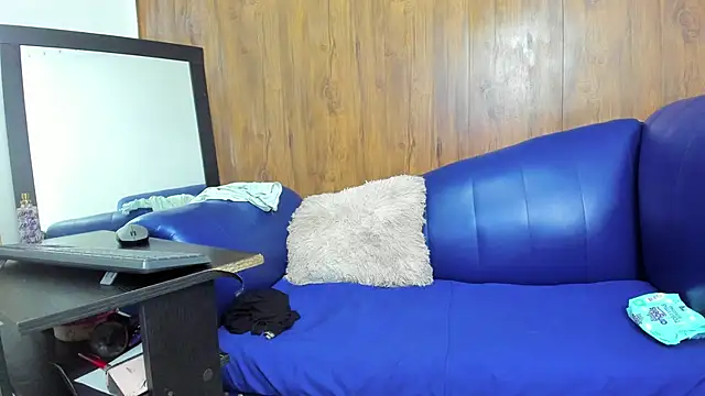 Mature Skinny online show from February 11, 12:16 pm