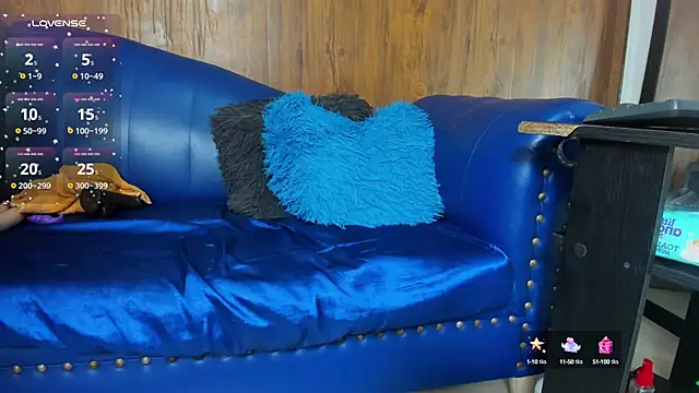 Mature Skinny online show from February 24, 4:04 pm