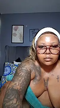 PearlSexxy69 online show from June 3, 2:33 pm