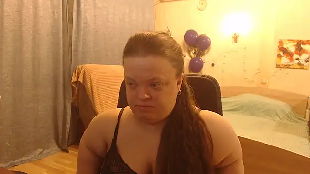 Janiffer MiMi online show from December 31, 1:15 am