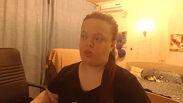 Janiffer MiMi online show from January 12, 1:11 am