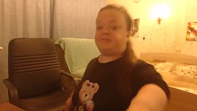 Janiffer MiMi online show from February 22, 6:08 pm