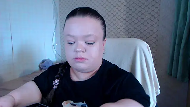 Snapshot of Janiffer_MiMi chatting on July 22, 3:37 pm Janiffer MiMi online show from July 22, 3:37 pm
