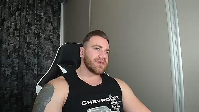 Snapshot of Thori92 chatting on January 5, 6:55 pm Thori92 online show from January 5, 6:55 pm