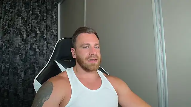 Snapshot of Thori92 chatting on June 30, 5:58 pm Thori92 online show from June 30, 5:58 pm