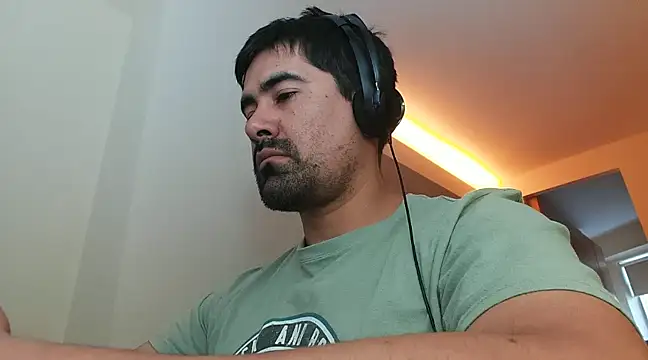 VonDoomdelToro online show from February 11, 11:22 pm