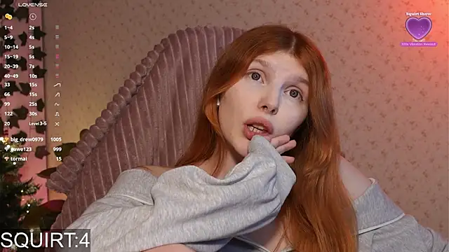 Snapshot of _aleksa_ chatting on December 21, 12:20 am  aleksa  online show from December 21, 12:20 am