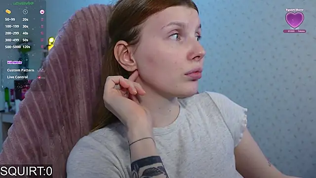 Snapshot of _aleksa_ chatting on March 2, 5:04 pm  aleksa  online show from March 2, 5:04 pm