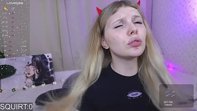 Snapshot of _aleksa_ chatting on September 16, 6:09 pm  aleksa  online show from September 16, 6:09 pm