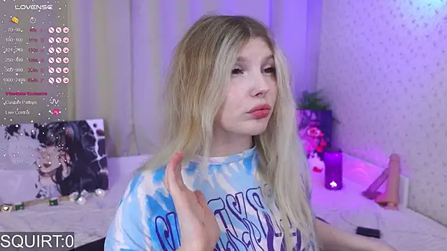 Snapshot of _aleksa_ chatting on September 25, 5:38 pm  aleksa  online show from September 25, 5:38 pm