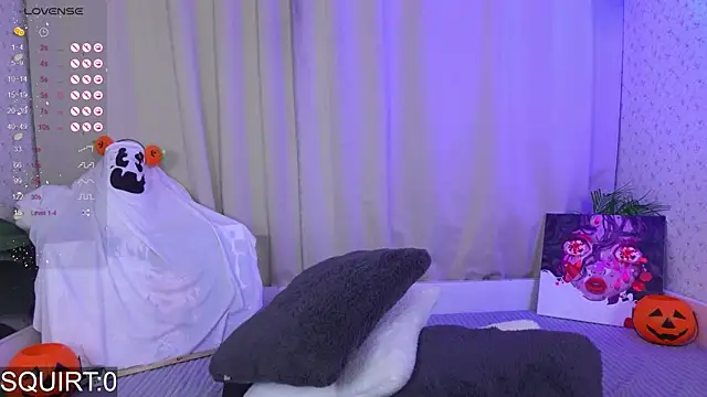 Snapshot of _aleksa_ chatting on October 17, 5:04 pm  aleksa  online show from October 17, 5:04 pm