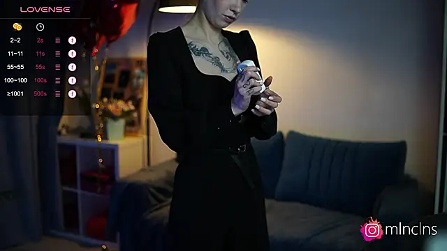 melanielwithu online show from March 8, 3:24 pm