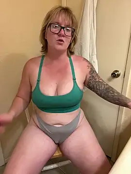 Lizzyloo online show from February 11, 1:10 am