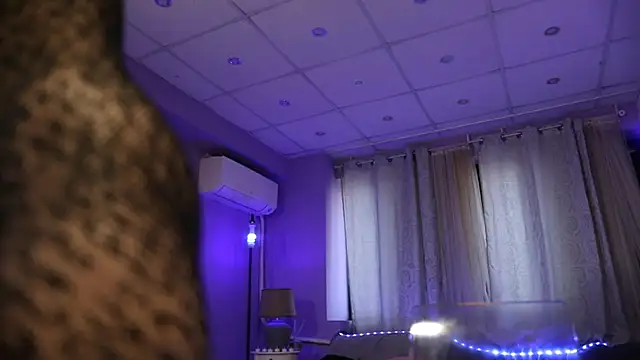 Snapshot of mandypeas chatting on January 8, 11:43 am mandypeas online show from January 8, 11:43 am