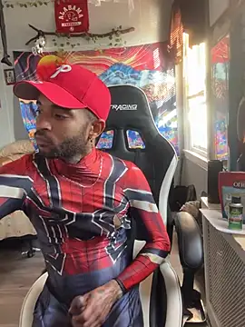 Snapshot of spideyzaddy chatting on March 12, 9:24 pm spideyzaddy online show from March 12, 9:24 pm