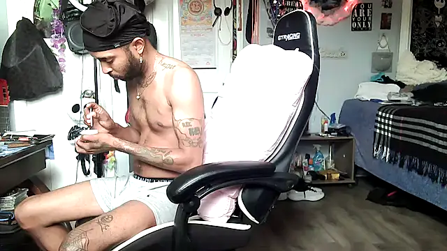 spideyzaddy online show from June 26, 4:22 pm