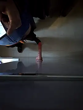 IoAndrea online show from February 11, 4:01 pm