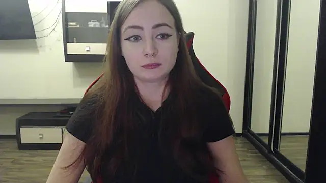 Laralianna online show from January 12, 10:43 pm