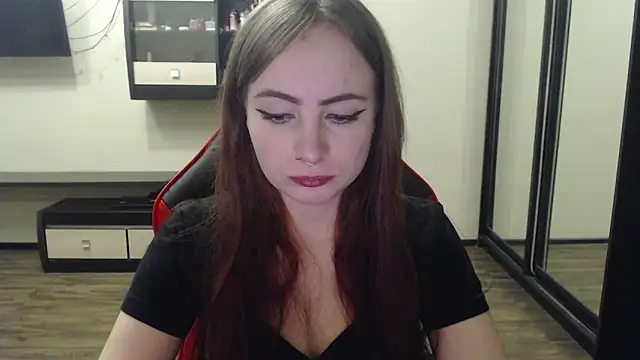 Laralianna online show from February 26, 4:56 pm