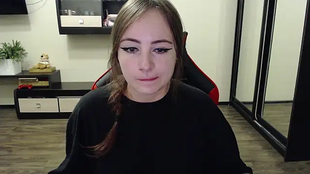 Laralianna online show from September 11, 3:50 am