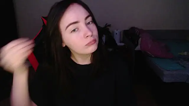 Laralianna online show from November 21, 12:43 am