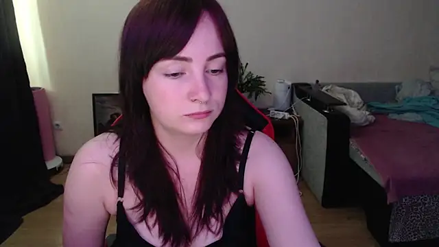 Laralianna online show from July 8, 8:52 am