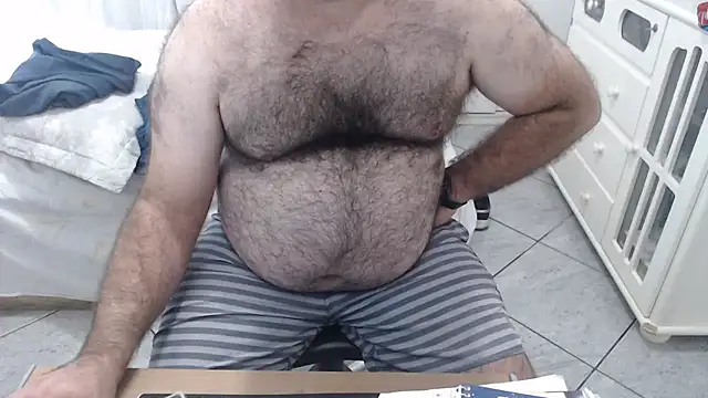 Snapshot of MysterBearMG chatting on February 23, 2:46 pm MysterBearMG online show from February 23, 2:46 pm