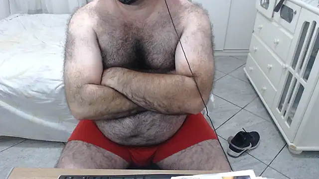 Snapshot of MysterBearMG chatting on February 25, 2:58 am MysterBearMG online show from February 25, 2:58 am