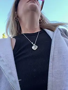 Lexi Shocker online show from March 19, 2:48 am