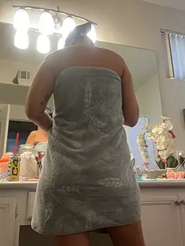 Lexi Shocker online show from March 5, 5:09 pm