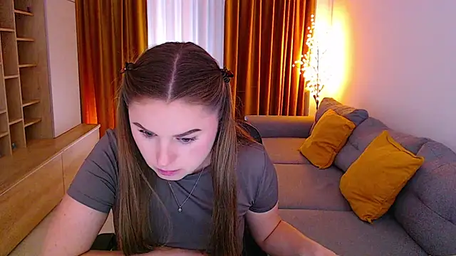  Mia Adams online show from April 23, 12:29 pm