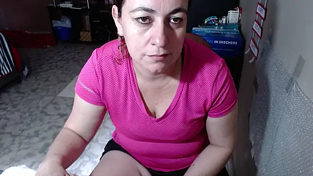 Snapshot of Barbiegomez chatting on March 20, 6:13 pm Barbiegomez online show from March 20, 6:13 pm