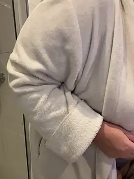 sweeti Em online show from April 20, 6:53 pm