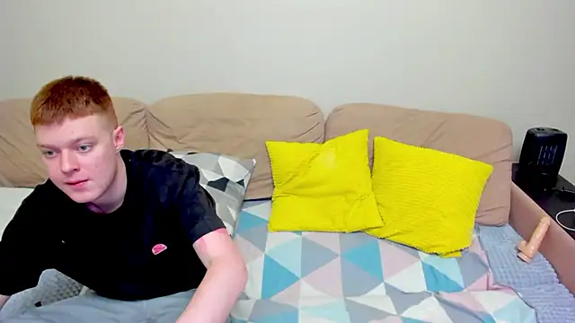 Snapshot of GarryHill chatting on January 28, 11:28 am GarryHill online show from January 28, 11:28 am