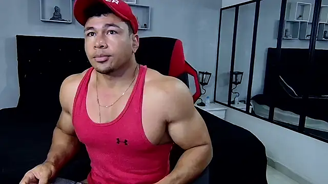 Snapshot of tyler_hank01 chatting on February 19, 10:12 am tyler hank01 online show from February 19, 10:12 am