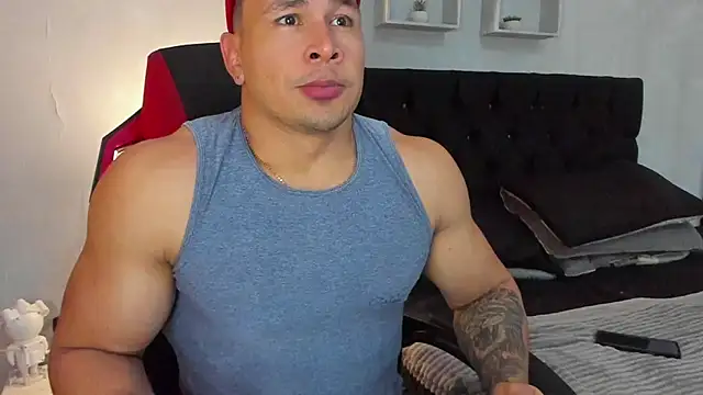 tyler hank01 online show from July 27, 8:49 pm