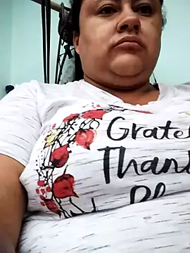 Snapshot of Monseratte21 chatting on February 4, 10:55 pm Monseratte21 online show from February 4, 10:55 pm