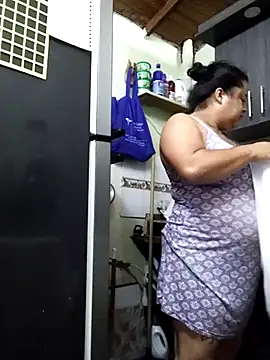 Snapshot of Monseratte21 chatting on September 21, 1:13 pm Monseratte21 online show from September 21, 1:13 pm