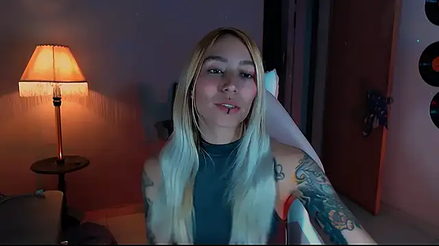 Saucy Jenn online show from December 1, 10:53 pm