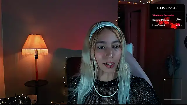 Saucy Jenn online show from January 12, 1:42 am