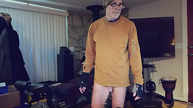 Snapshot of MoonDancer chatting on February 26, 1:59 am MoonDancer online show from February 26, 1:59 am