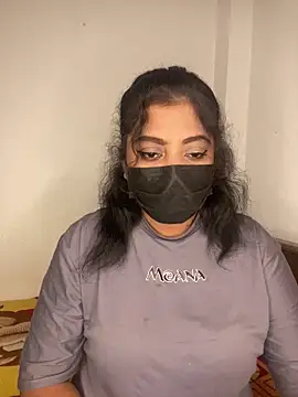  Cute ariana  online show from February 14, 7:10 pm