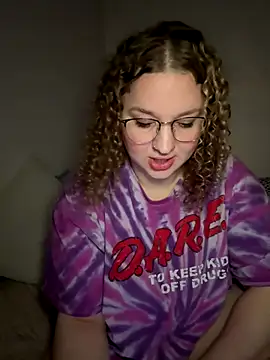 EmmieRae online show from September 22, 6:15 am