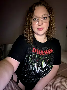 EmmieRae online show from December 2, 5:13 am