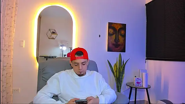 alejandro calderon1 online show from February 28, 6:25 am