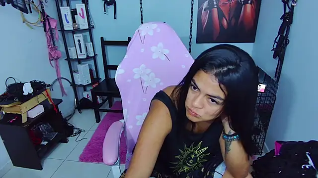 Hannah-grace online show from September 23, 1:30 am