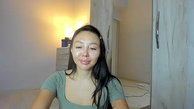 keiko hot online show from April 19, 2:44 am